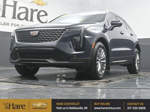 2025 Cadillac XT4 Premium Luxury