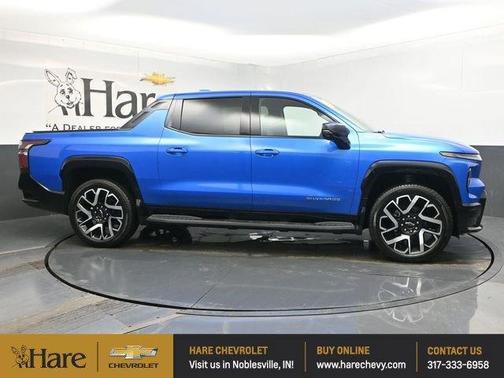 2025 Chevrolet Silverado EV RST