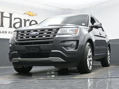 Magnetic 2017 Ford Explorer Limited