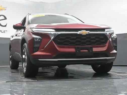 Crimson Metallic 2025 Chevrolet Trax LT