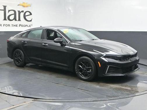 Aurora Black Pearl 2025 Kia K5 LXS