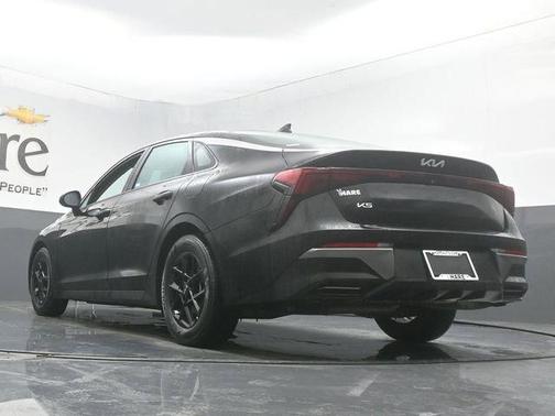 Aurora Black Pearl 2025 Kia K5 LXS