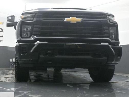 2024 Chevrolet Silverado 2500 Custom