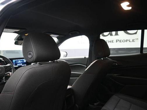 Sterling Gray Metallic 2024 Chevrolet Trax 1RS