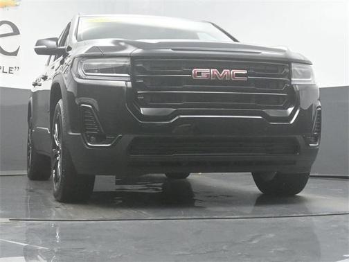 2022 GMC Acadia SLT