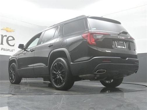2022 GMC Acadia SLT