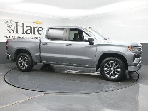 Sterling Gray Metallic 2024 Chevrolet Silverado 1500 LT
