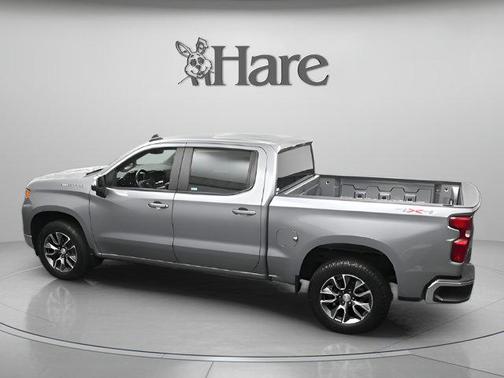 Sterling Gray Metallic 2024 Chevrolet Silverado 1500 LT