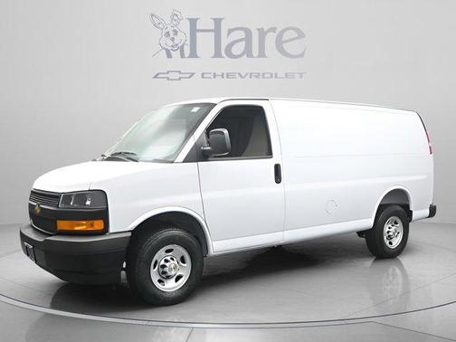 Summit White 2026 Chevrolet Express 2500 Work Van