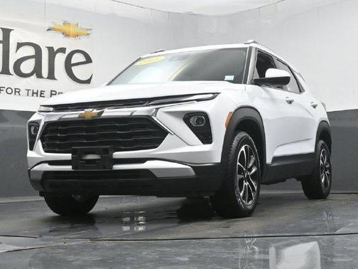 Summit White 2025 Chevrolet Trailblazer LT
