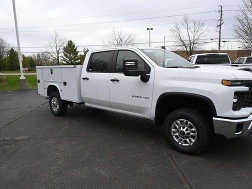 Summit White 2026 Chevrolet Silverado 2500 WT