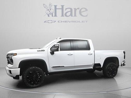 Summit White 2026 Chevrolet Silverado 2500 High Country