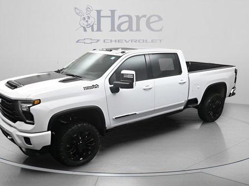 Summit White 2026 Chevrolet Silverado 2500 High Country