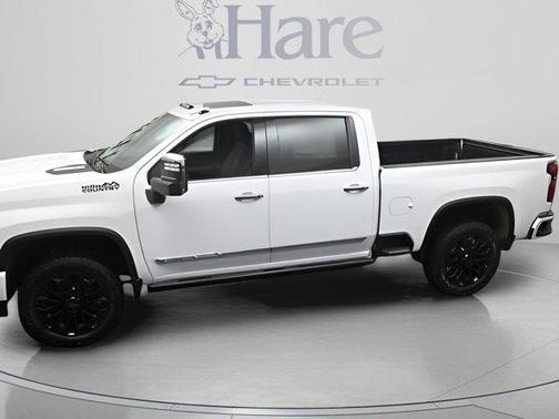 Summit White 2026 Chevrolet Silverado 2500 High Country
