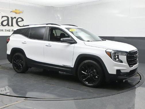 Summit White 2023 GMC Terrain SLE