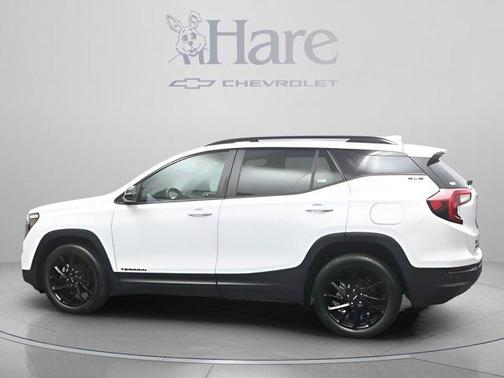 Summit White 2023 GMC Terrain SLE