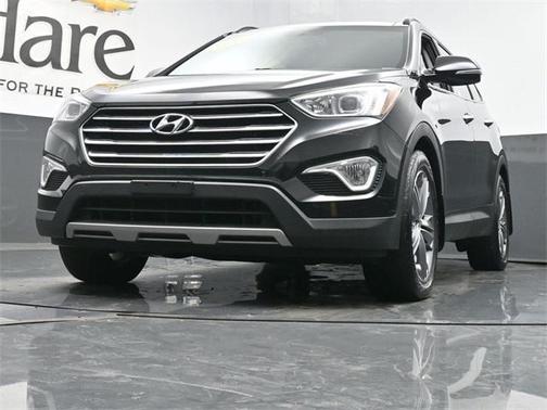 2016 Hyundai SANTA FE SE