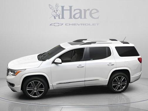 White Frost Tri-Coat 2019 GMC Acadia Denali
