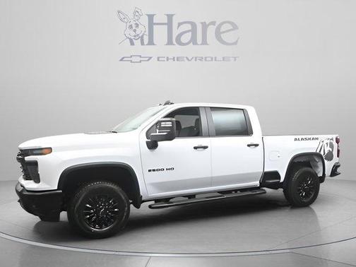 Summit White 2026 Chevrolet Silverado 2500 WT