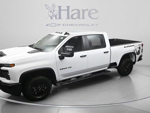 Summit White 2026 Chevrolet Silverado 2500 WT
