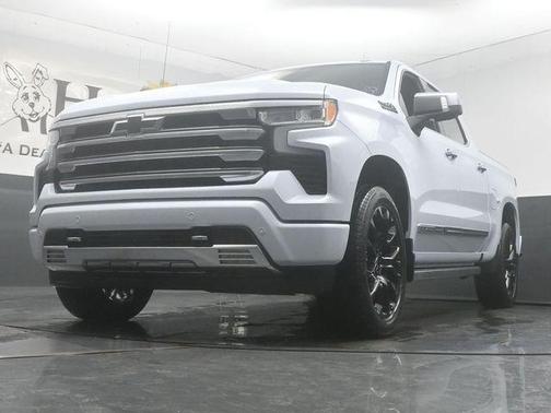Polar White 2026 Chevrolet Silverado 1500 High Country
