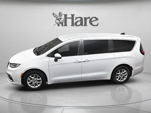 Bright White Clearcoat 2023 Chrysler Pacifica Touring-L