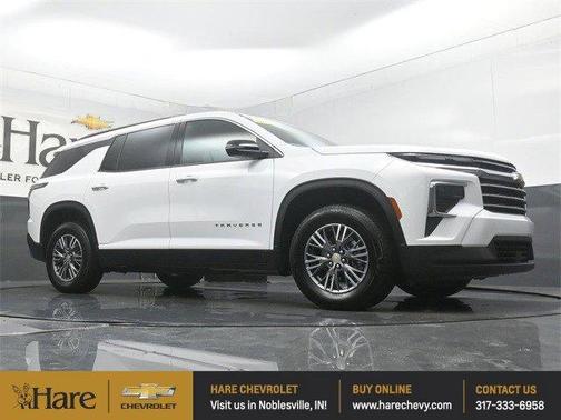 2025 Chevrolet Traverse LT