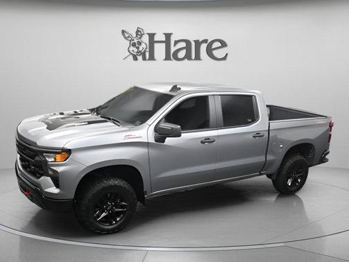 Sterling Gray Metallic 2025 Chevrolet Silverado 1500 Custom Trail Boss