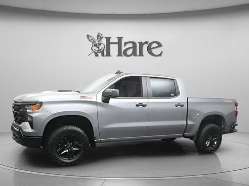 Sterling Gray Metallic 2025 Chevrolet Silverado 1500 Custom Trail Boss