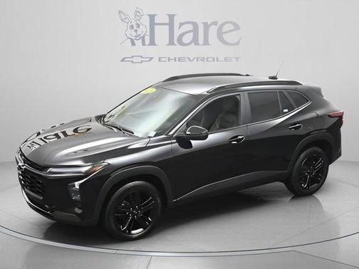Mosaic Black Metallic 2025 Chevrolet Trax ACTIV