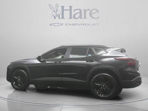 Mosaic Black Metallic 2025 Chevrolet Trax ACTIV