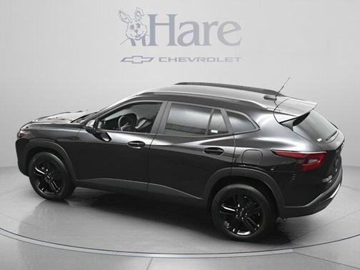 Mosaic Black Metallic 2025 Chevrolet Trax ACTIV