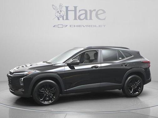 Mosaic Black Metallic 2025 Chevrolet Trax ACTIV