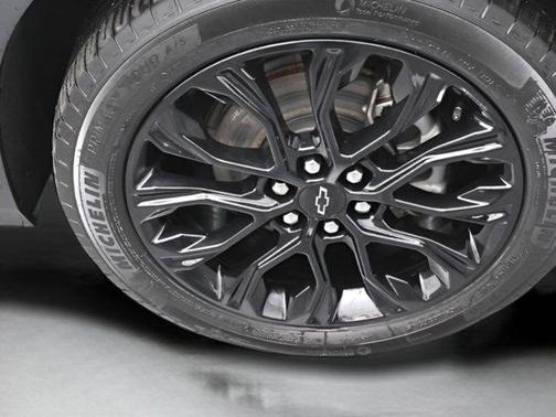 Iridescent Pearl Tricoat 2023 Chevrolet Blazer 3LT