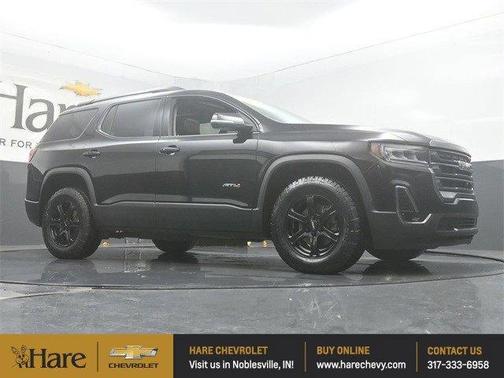 2023 GMC Acadia AT4