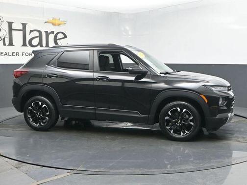 Mosaic Black Metallic 2022 Chevrolet Trailblazer LT