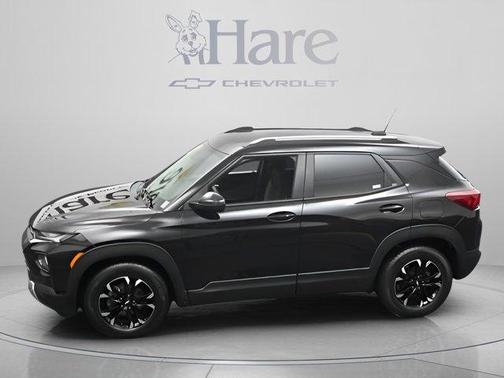 Mosaic Black Metallic 2022 Chevrolet Trailblazer LT