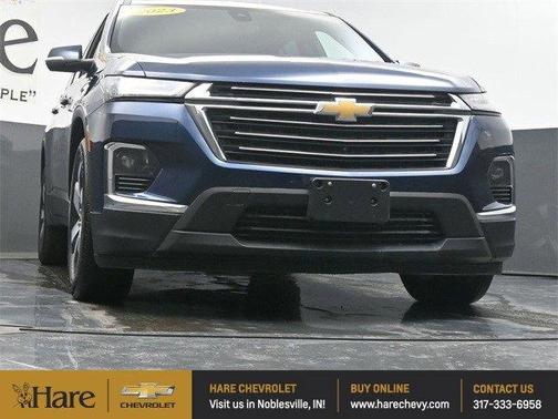 2023 Chevrolet Traverse LT Leather