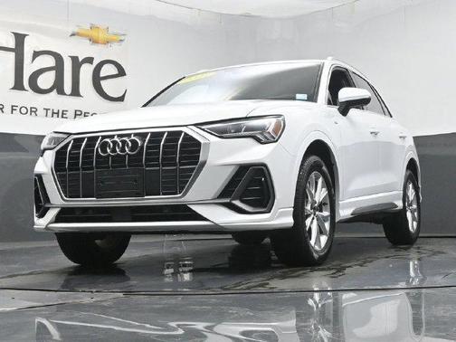 Arkona White 2025 Audi Q3 45 S line Premium