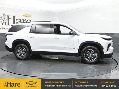 2025 Chevrolet Traverse LT