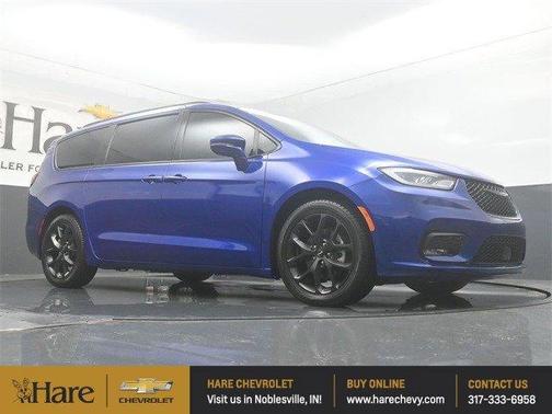 2021 Chrysler Pacifica Touring-L