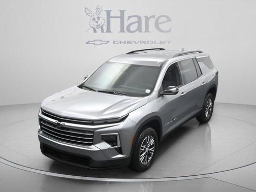 Sterling Gray Metallic 2026 Chevrolet Traverse LT