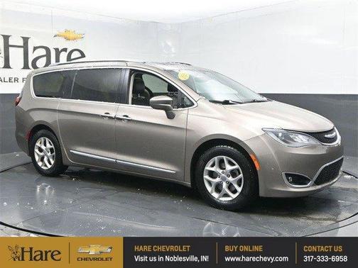 2018 Chrysler Pacifica Touring-L Plus