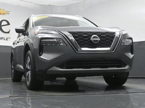 Gun Metallic 2022 Nissan Rogue SV