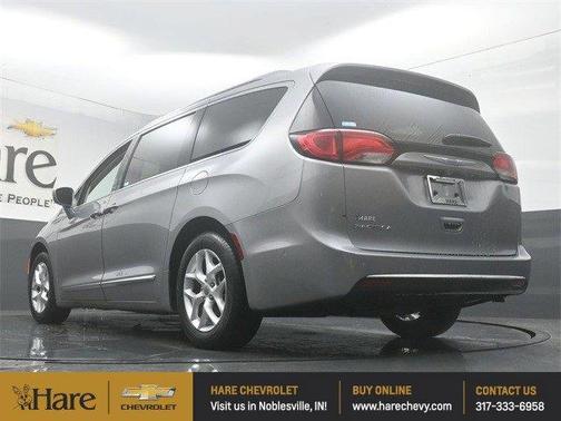 2018 Chrysler Pacifica Touring-L Plus