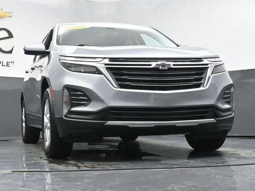 Sterling Gray Metallic 2024 Chevrolet Equinox LT