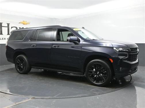 2023 Chevrolet Suburban RST