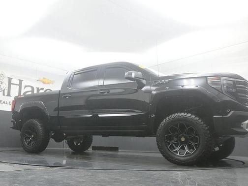 Onyx Black 2025 GMC Sierra 1500 AT4
