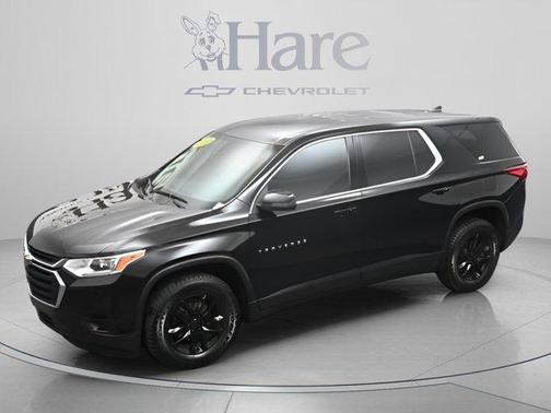 Mosaic Black Metallic 2021 Chevrolet Traverse LS