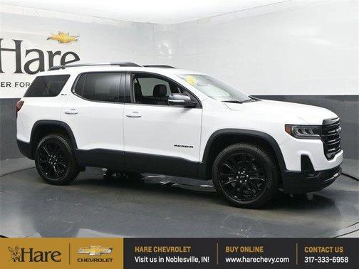2023 GMC Acadia SLT